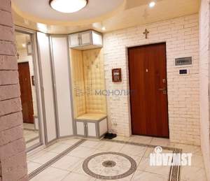 Дом 120м², 2-этажный, участок 4 сот.