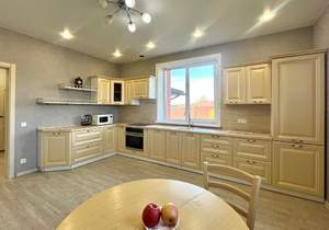 Дом 234м², 2-этажный, участок 15 сот.