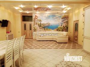 Дом 317м², 2-этажный, участок 13 сот.