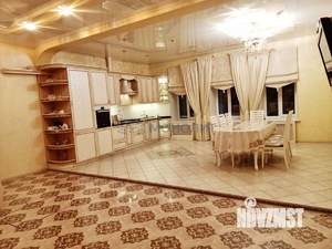 Дом 317м², 2-этажный, участок 13 сот.