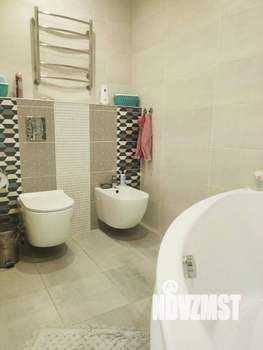 Дом 212м², 3-этажный, участок 6 сот.