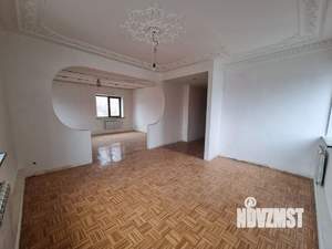 Дом 386м², 3-этажный, участок 16 сот.