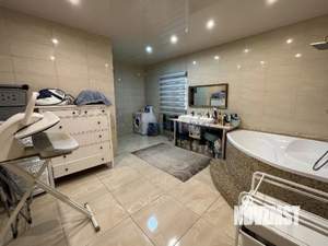 Дом 133м², 2-этажный, участок 10 сот.