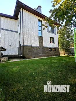 Коттедж 341м², 3-этажный, участок 7 сот.