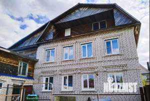 Дом 235м², 3-этажный, участок 12 сот.