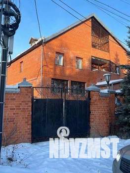 Дом 738м², 3-этажный, участок 22 сот.  