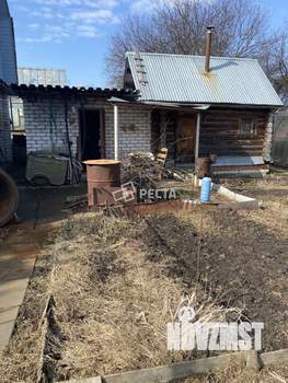 Дом 40м², 2-этажный, участок 5 сот.  