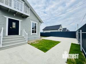 Дом 180м&sup2;, 2-этажный, участок 5 сот.  