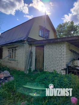 Дом 40м², 2-этажный, участок 6 сот.  