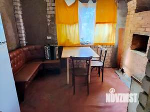 Дом 40м², 2-этажный, участок 6 сот.  
