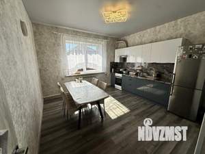 Дом 225м², 2-этажный, участок 10 сот.  