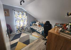 Дом 183м&sup2;, 2-этажный, участок 12 сот.  