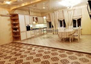 Дом 317м², 2-этажный, участок 13 сот.  