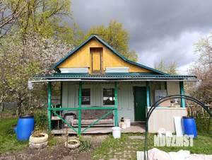 Дом 23м², 2-этажный, участок 8 сот.  