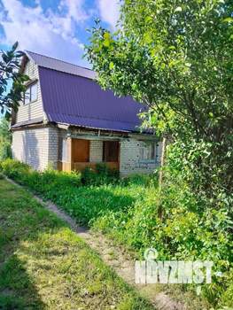 Дом 40м², 2-этажный, участок 6 сот.  