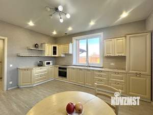 Дом 234м², 2-этажный, участок 15 сот.  