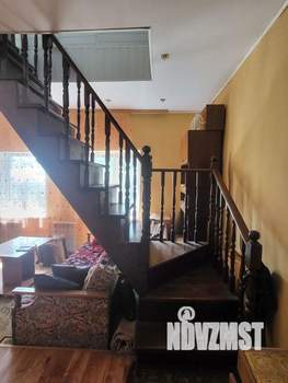 Дом 180м², 2-этажный, участок 10 сот.  