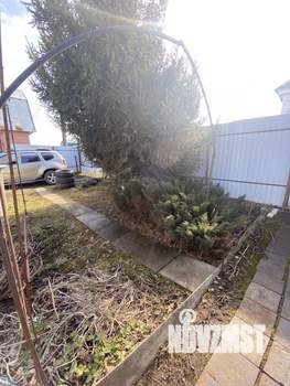 Дом 40м&sup2;, 2-этажный, участок 5 сот.  