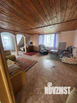 Дом 180м², 2-этажный, участок 10 сот.  