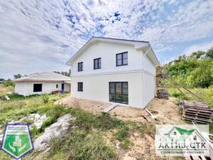 Дом 179м², 2-этажный, участок 10 сот.  