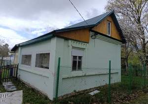Дом 23м², 2-этажный, участок 8 сот.  