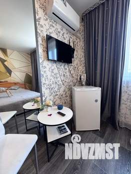 Студия квартира, посуточно, 20м2, 4/10 этаж
