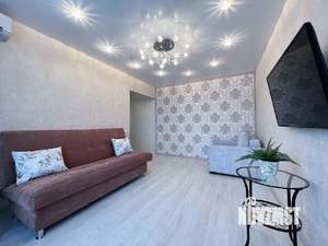2-к квартира, посуточно, 50м2, 1/1 этаж