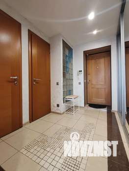 Студия квартира, посуточно, 42м2, 6/9 этаж