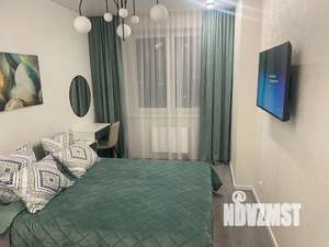 1-к квартира, посуточно, 42м2, 15/18 этаж