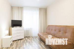 1-к квартира, посуточно, 42м2, 2/5 этаж