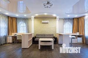 2-к квартира, посуточно, 70м2, -1/3 этаж