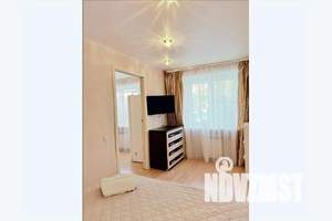 2-к квартира, посуточно, 45м2, 3/5 этаж