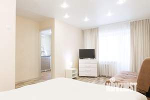 1-к квартира, посуточно, 37м2, 2/5 этаж