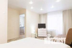 1-к квартира, посуточно, 42м2, 2/5 этаж