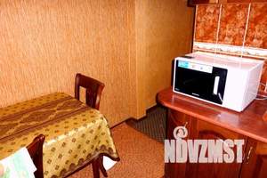 2-к квартира, посуточно, 55м2, 2/4 этаж