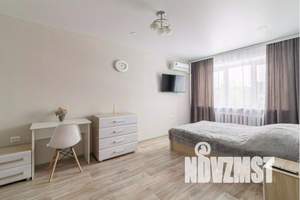 1-к квартира, посуточно, 38м2, 4/5 этаж