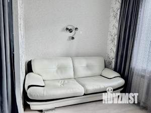 1-к квартира, посуточно, 40м2, 1/9 этаж