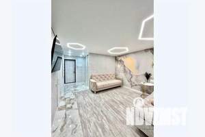 1-к квартира, посуточно, 40м2, 8/9 этаж