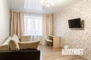 2-к квартира, посуточно, 50м2, 1/1 этаж
