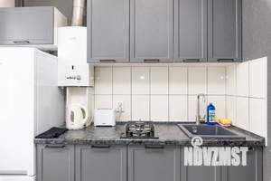 1-к квартира, посуточно, 38м2, 3/5 этаж