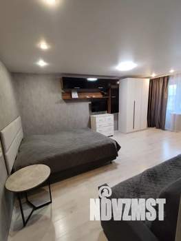 1-к квартира, посуточно, 32м2, 3/5 этаж