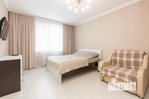 1-к квартира, посуточно, 42м2, 10/10 этаж