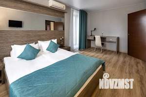 2-к квартира, посуточно, 67м2, -1/3 этаж