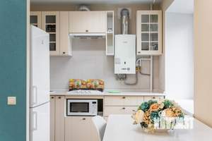 2-к квартира, посуточно, 50м2, 1/1 этаж