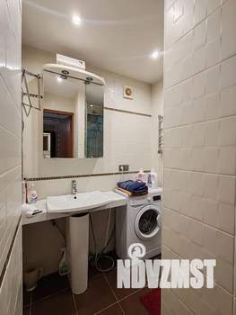 Студия квартира, посуточно, 42м2, 6/9 этаж