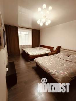 1-к квартира, посуточно, 35м2, 3/5 этаж