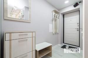 Студия квартира, посуточно, 42м2, 3/5 этаж