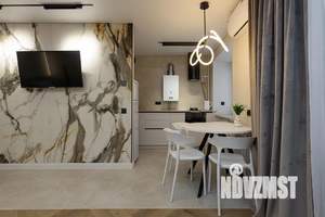 Студия квартира, посуточно, 40м2, 2/5 этаж