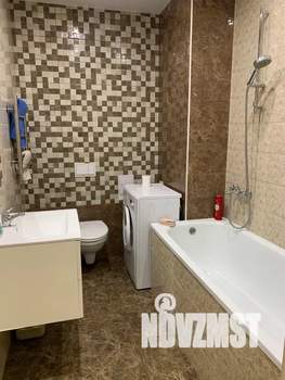 1-к квартира, посуточно, 40м2, 2/10 этаж