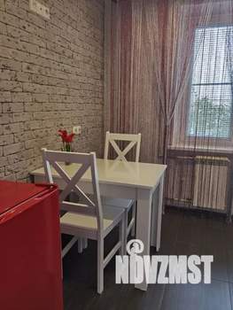 1-к квартира, посуточно, 33м2, 2/9 этаж